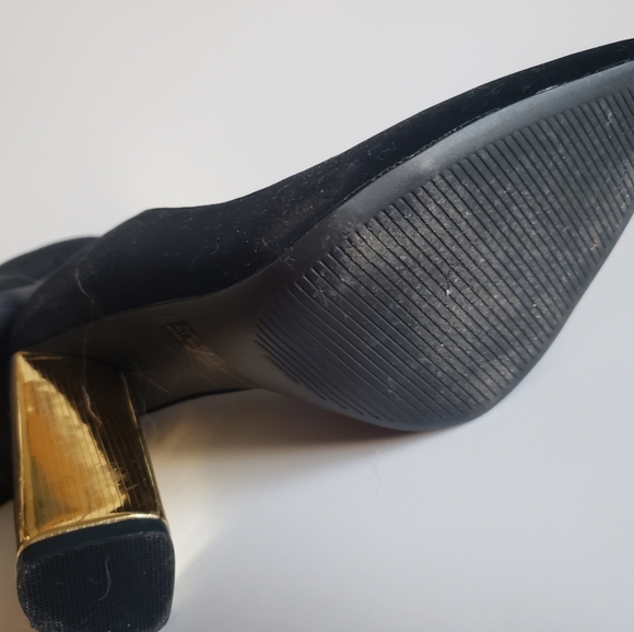 Gold heel pumps - Picture 5 of 5